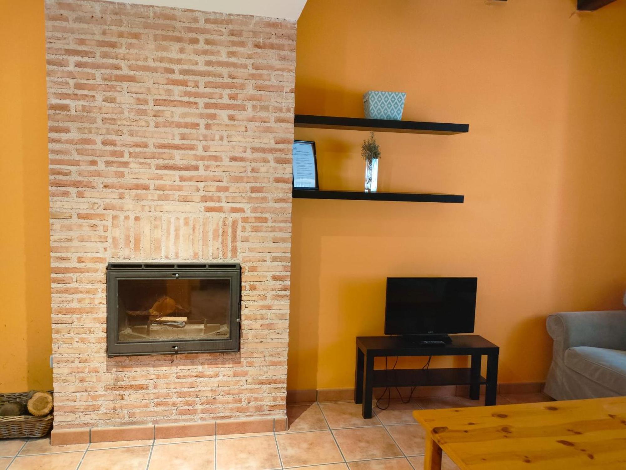 Alojamiento Antigua Casa De Telefonos El Berrueco Buitenkant foto